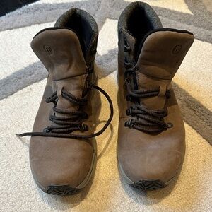 Merrell Women's Tan Lace-Up Boots